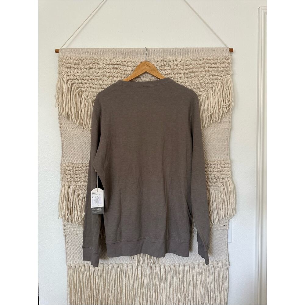 Vuori Jeffrey Pullover NWT - Picture 7 of 7
